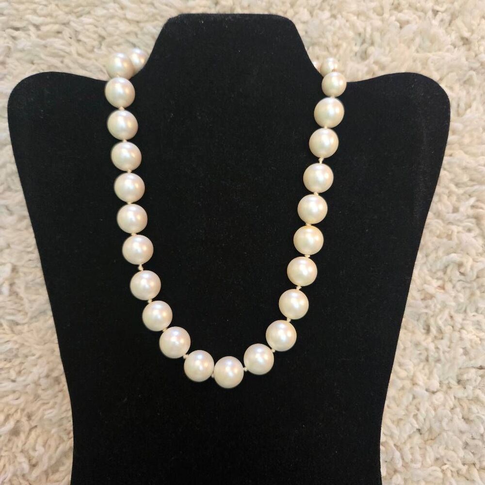 Vintage Pearl Bead Necklace